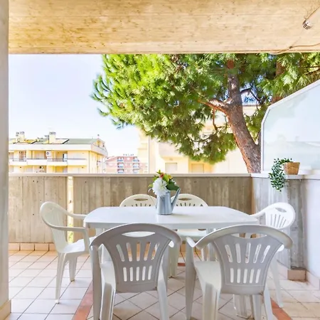 Trieste Trilo 1 - Myho Casa アルバ・アドリアティカ